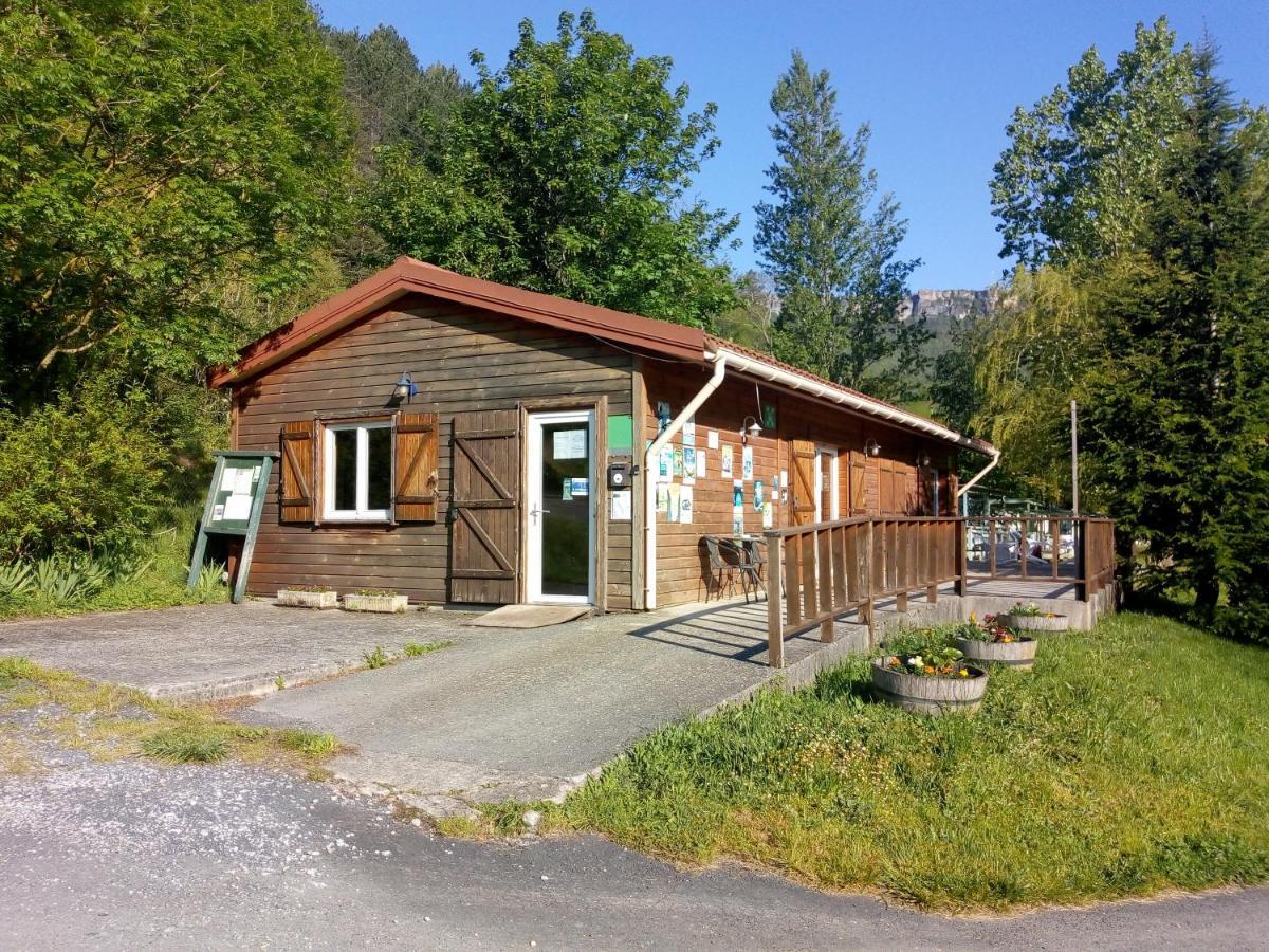 Camping Le Vialaret Nant Esterno foto