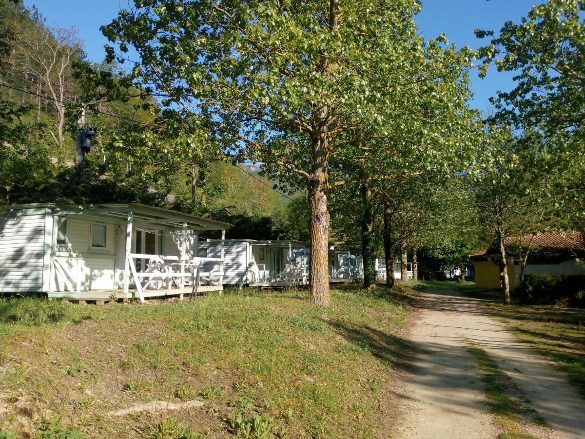 Camping Le Vialaret Nant Esterno foto