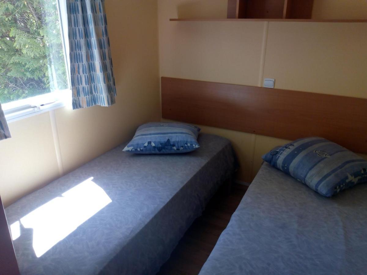 Camping Le Vialaret Nant Esterno foto