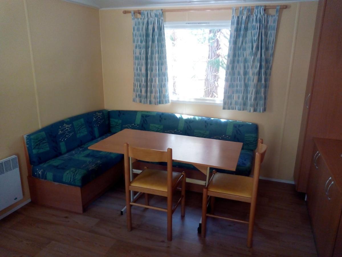 Camping Le Vialaret Nant Esterno foto